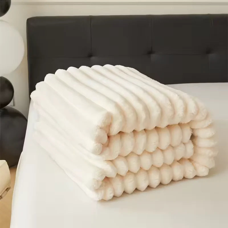 1pc Throw Blanket for Bed - 250GSM Soft & Warm Fluffy Blanket, Decorative Striped Blankets for Winter  Nap / Sleep